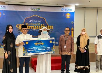 Sambut Lebaran, Pelindo Regional 2 Cabang Tanjung Priok Salurkan Bantuan Kepada Anak Yatim dan TKBM