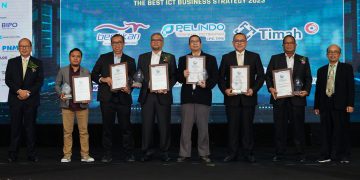 IPC TPK Raih Penghargaan Penggerak Transformasi Digital Pelabuhan