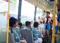 Belajar Cinta Bumi dari Atas Bus Listrik: Cerita Anak-anak Belawan di Hari Bumi
