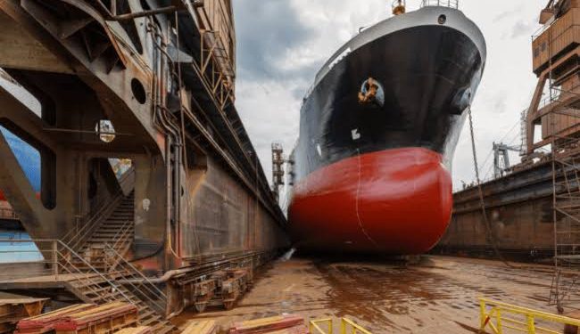 Kiat Praktis Efisiensi Biaya Docking Kapal: Saatnya Merawat, Bukan Sekadar Memperbaiki