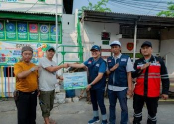 Perkuat Kolaborasi dengan Lingkungan Pelabuhan, Pelindo Regional 2 Bagikan 115 Sapi Kurban Serentak di 12 Wilayah
