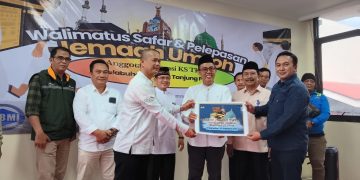 Koperasi KSTKBM Lepas 6 Jamaah Umroh TKBM Pelabuhan Tanjung Priok