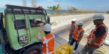 Pelindo Terminal Petikemas Tebar 2.000 Paket Makanan, Pererat Kebersamaan Mitra Pelabuhan di Seluruh Indonesia