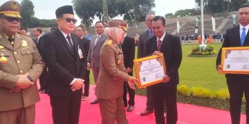 Budaya Keselamatan Mengakar, Pelindo Regional 3 Dianugerahi Penghargaan K3 Gubernur Jatim