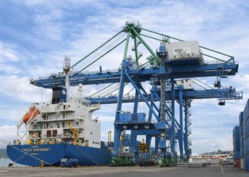 Arus Peti Kemas 2025 Meningkat, Terminal Peti Kemas Ambon Optimalkan Layanan Logistik Kawasan Timur