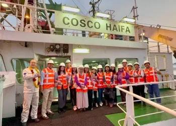 COSCO Pilih Terminal Teluk Lamong, Arus Petikemas Internasional Melonjak Lebih dari 90 Persen