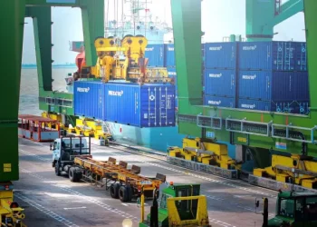 Terminal Teluk Lamong Catat Throughput 1,2 Juta TEUs, Perkuat Jawa Timur sebagai Hub Logistik Internasional