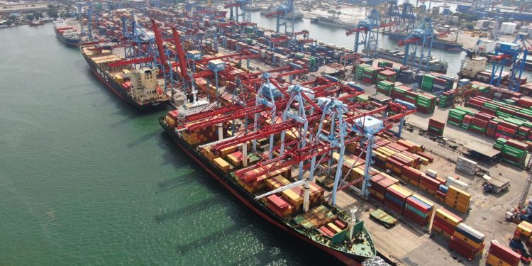Pertumbuhan Arus Peti Kemas Internasional Tembus 11%, Sinyal Positif bagi Ekonomi Indonesia