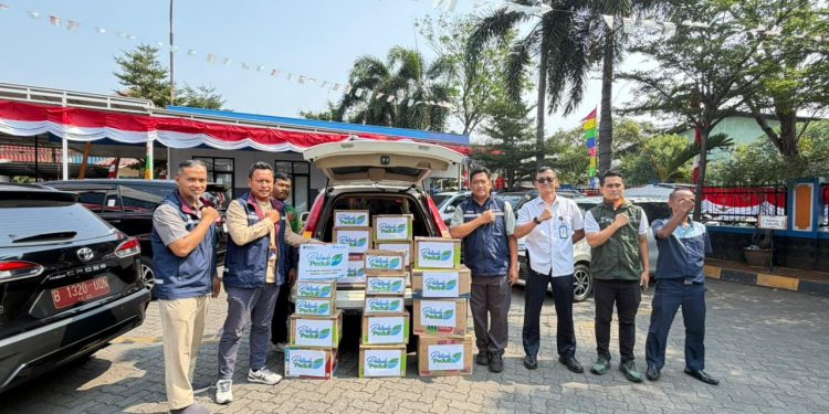 Pelindo, KSOP, dan Pelni Kolaborasi Salurkan Bantuan untuk Warga Terdampak Bencana di NTT