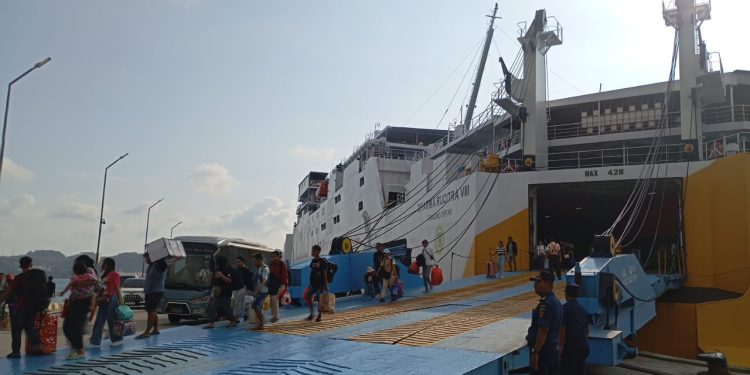 Pelabuhan Pelindo di NTT Berangsur Normal, Pemulihan Maumere Dipercepat