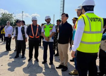 Wapres Gibran Tinjau Pelabuhan Maumere Pascagempa, Pelindo Pastikan Operasional Tetap Berjalan