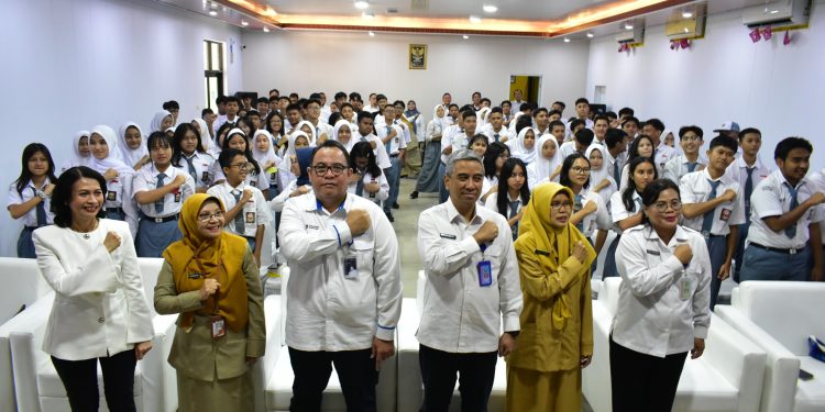 Pelindo Bersama BNN Edukasi Antinarkoba Siswa SMAN 80 Jakarta