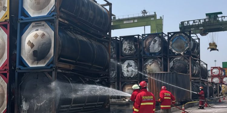 Kebakaran Kontainer di NPCT1 Cepat Dipadamkan, Tidak Ada Korban